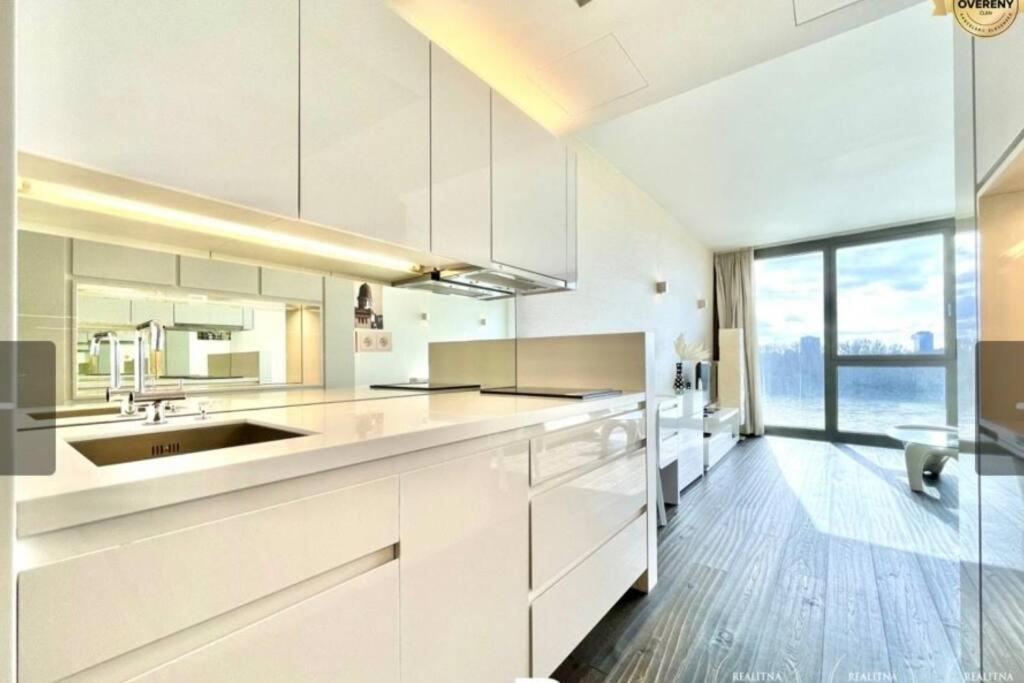 Eurovea Cozy Studio Διαμέρισμα Μπρατισλάβα Εξωτερικό φωτογραφία